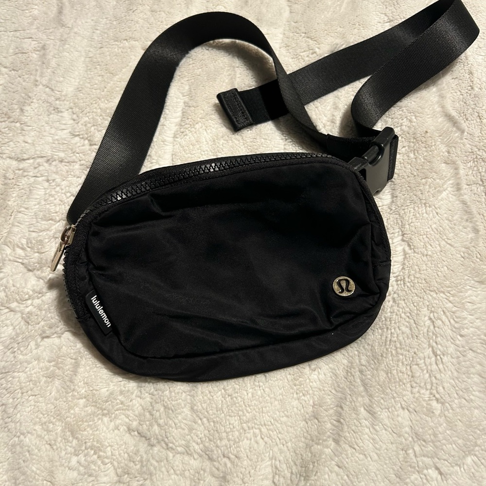 lululemon athletica Black Belt Bag